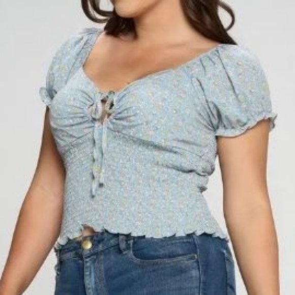 Wild Jasmine Tops - Light blue Keyhole Short Sleeve Floral Top 2X 3X